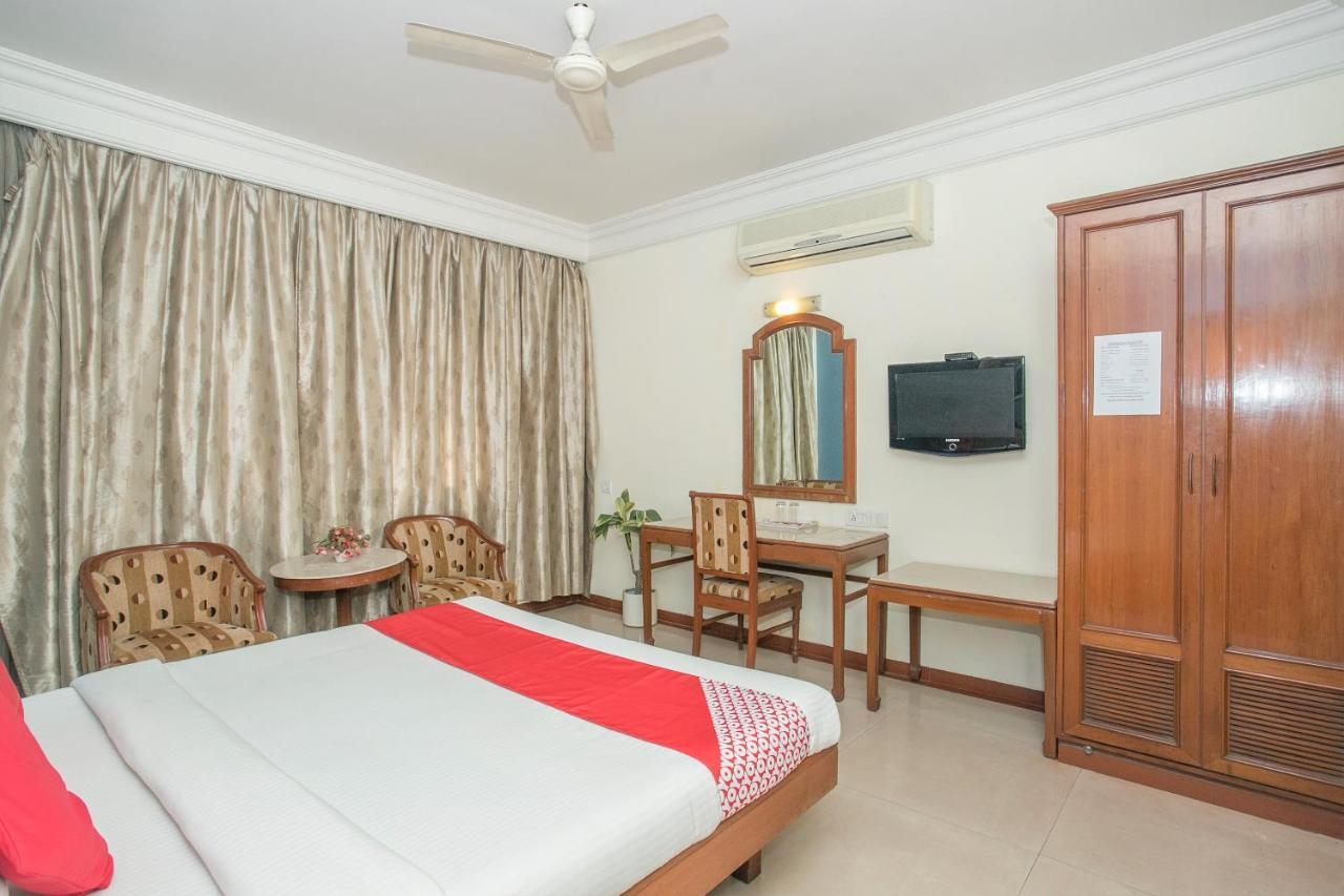 העיר בנגלור Oyo 579 Hotel Aab מראה חיצוני תמונה