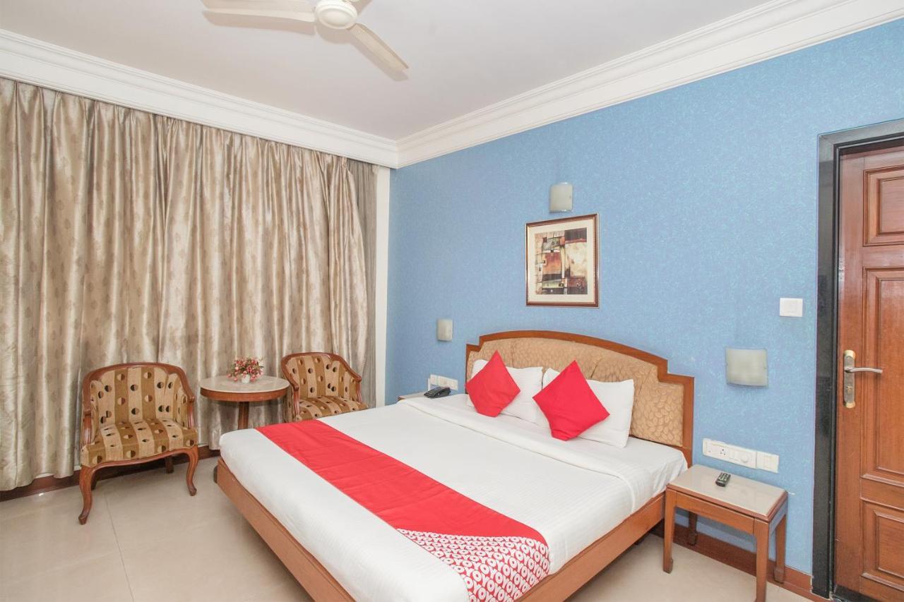 העיר בנגלור Oyo 579 Hotel Aab מראה חיצוני תמונה