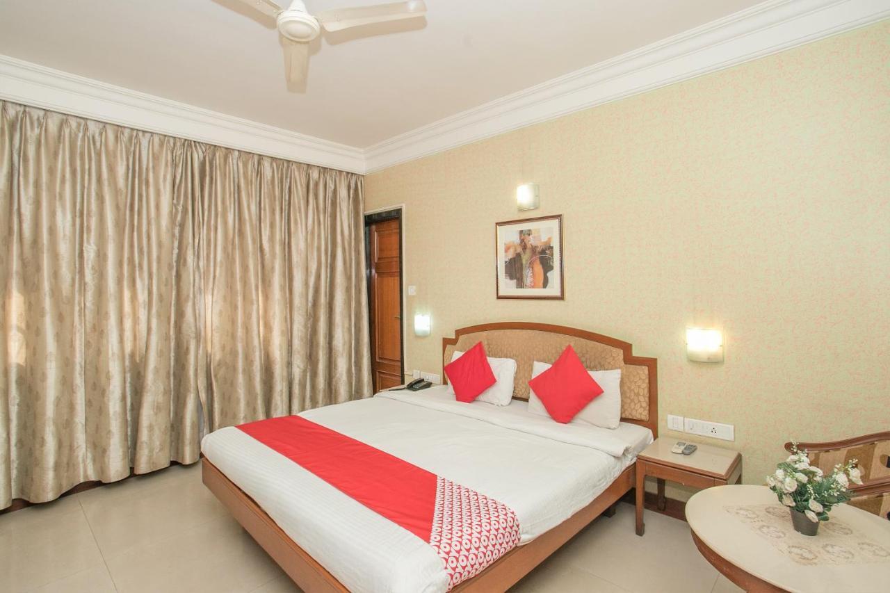העיר בנגלור Oyo 579 Hotel Aab מראה חיצוני תמונה