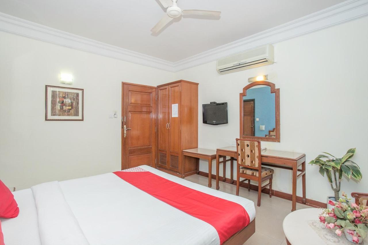 העיר בנגלור Oyo 579 Hotel Aab מראה חיצוני תמונה
