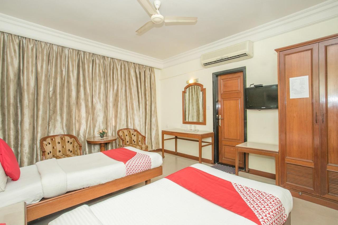 העיר בנגלור Oyo 579 Hotel Aab מראה חיצוני תמונה