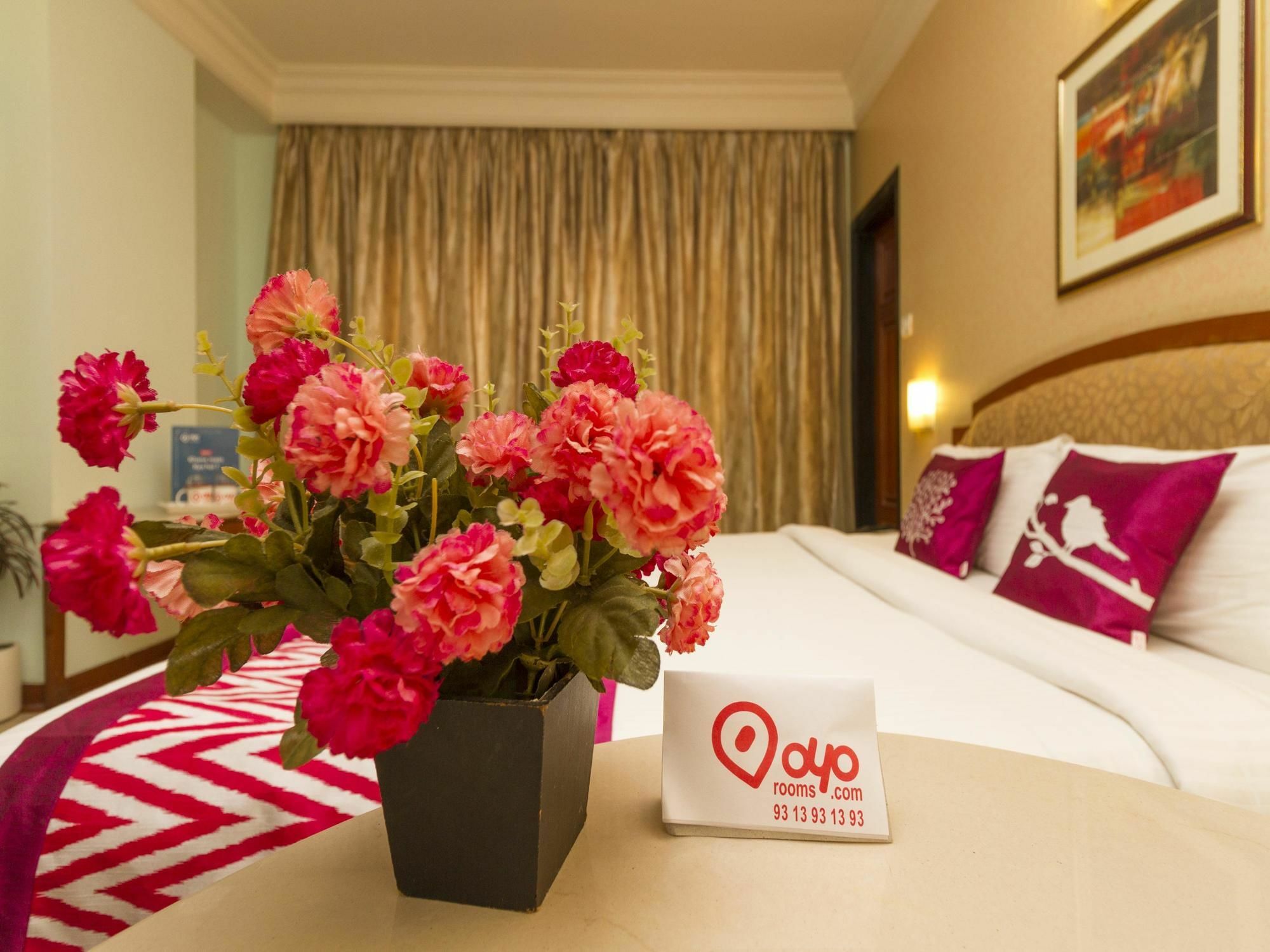 העיר בנגלור Oyo 579 Hotel Aab מראה חיצוני תמונה